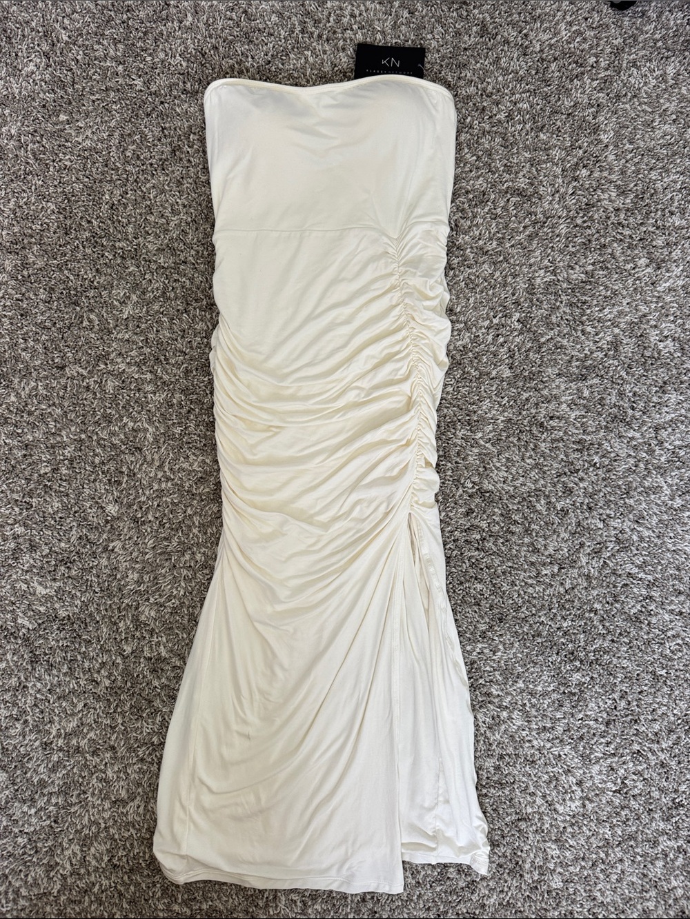 Klassy Network Bra-Free Strapless Ruched White Dress Size M